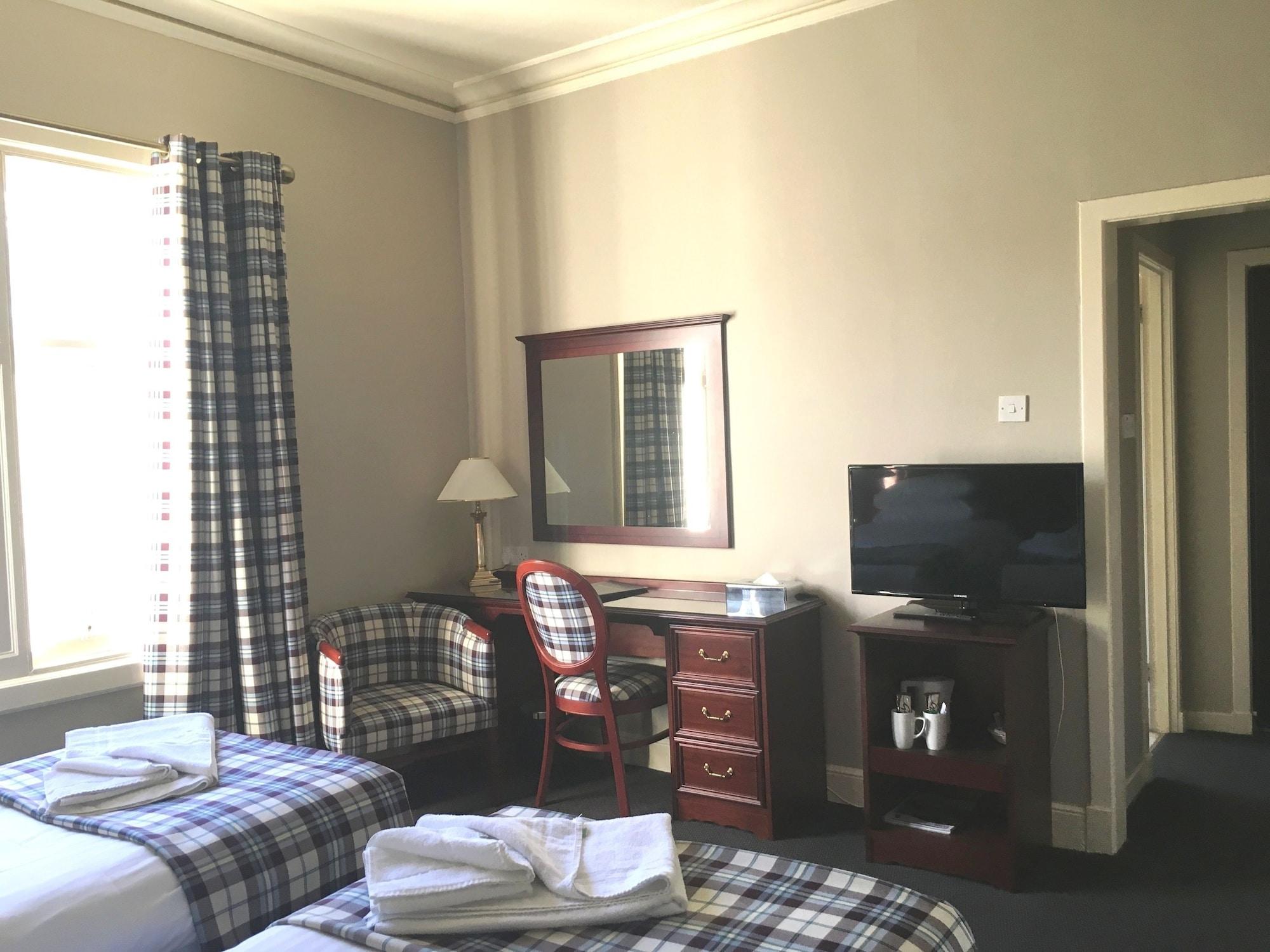 Nethybridge Hotel Nethy Bridge Bagian luar foto