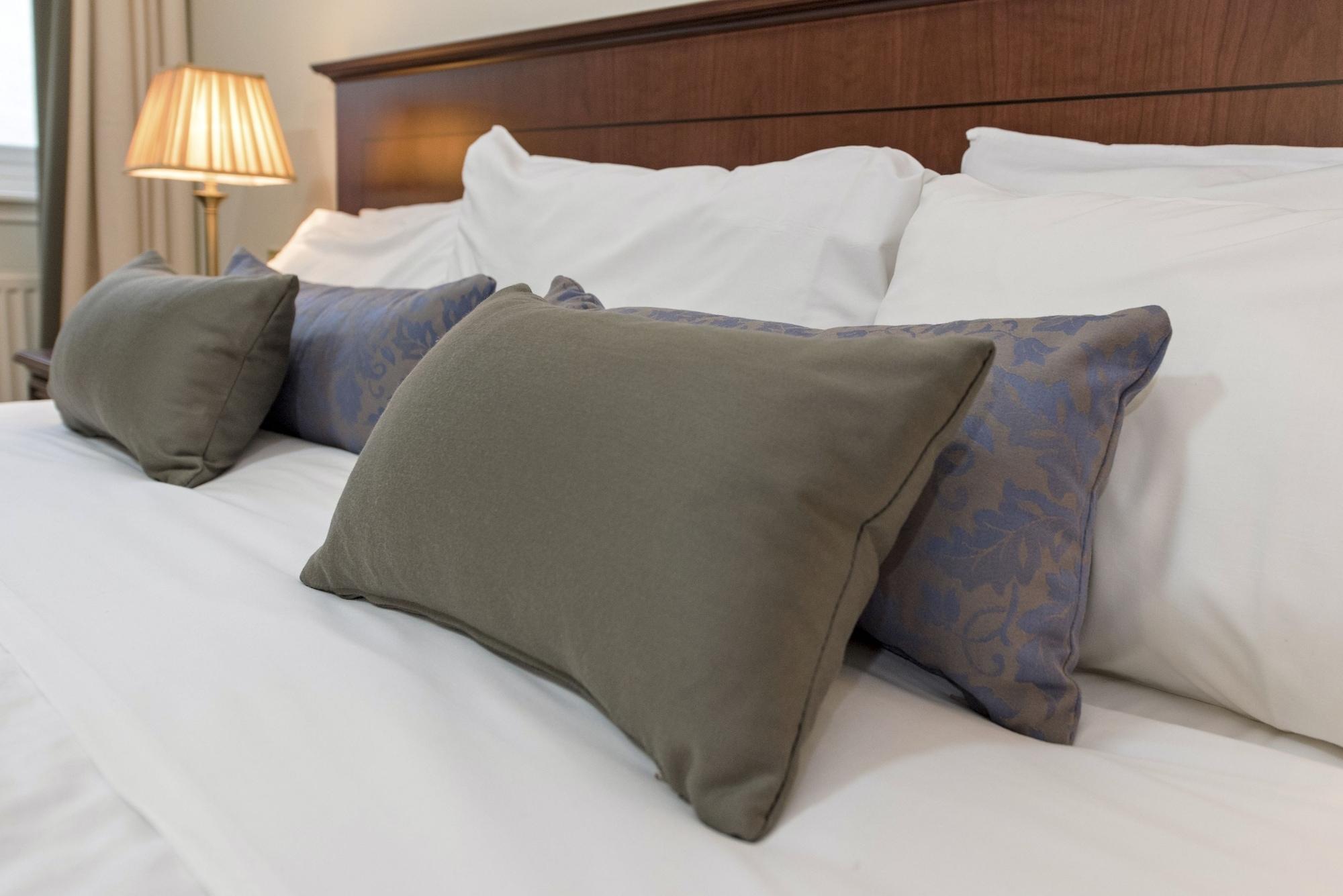 Nethybridge Hotel Nethy Bridge Bagian luar foto