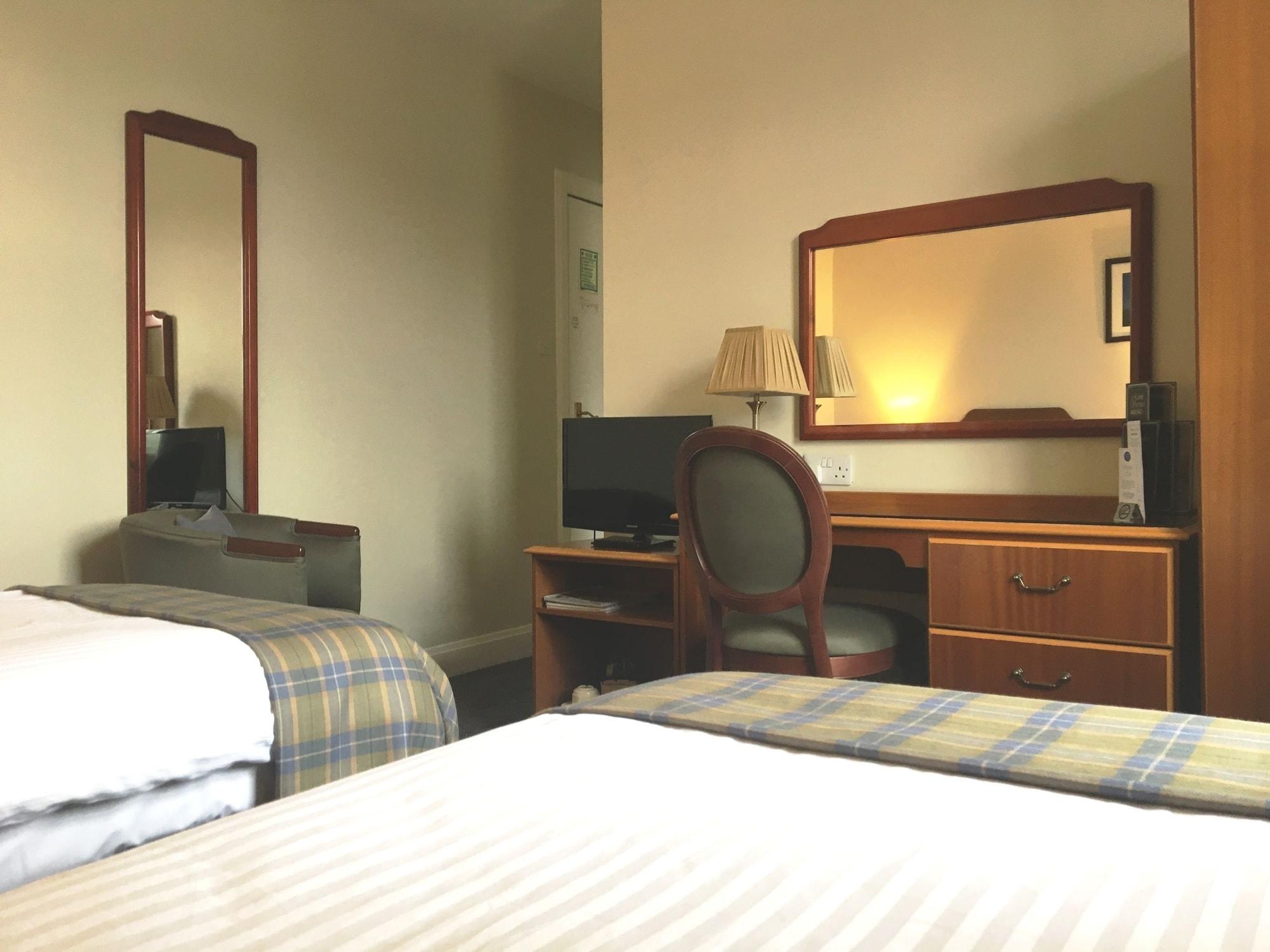 Nethybridge Hotel Nethy Bridge Bagian luar foto