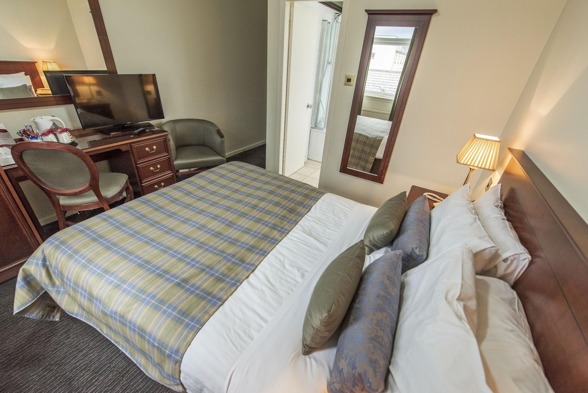 Nethybridge Hotel Nethy Bridge Bagian luar foto