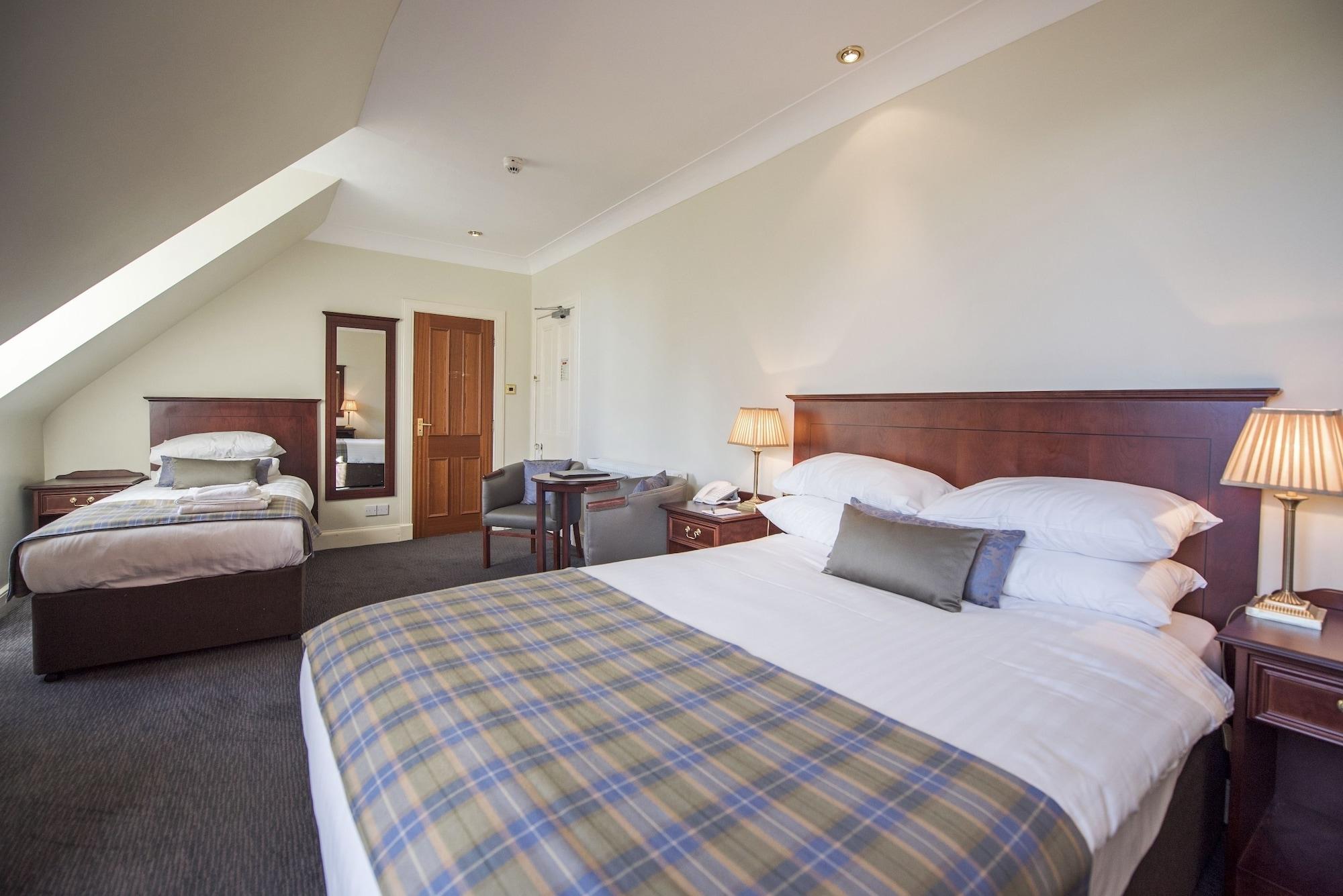 Nethybridge Hotel Nethy Bridge Bagian luar foto